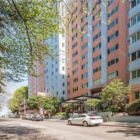 Tranquil 2Br Downtown Condo, Parking, King Bed Seattle Exterior photo